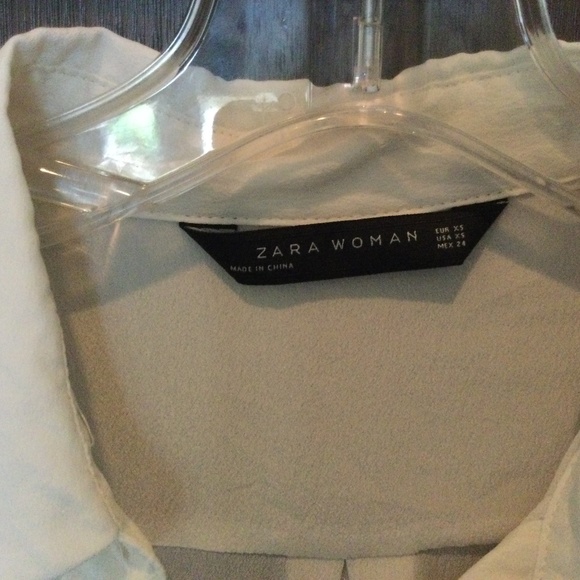 Zara Woman semi-Sheer flouncy Button Up Blouse in Ecru White XS - Picture 1 of 3